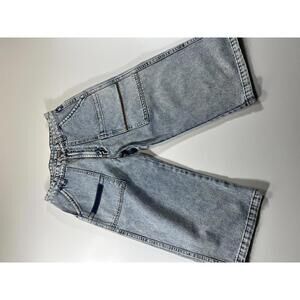 Wide Leg Light Wash Denim Jeans with Patch Pockets